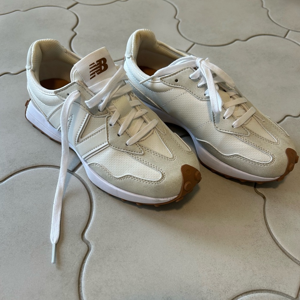 New Balance 327 Golf Shoes